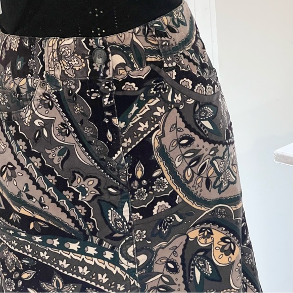 Ann Taylor Floral A Line Cotton Skirt 8 - Picture 3 of 9